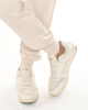Imagem de TENIS BRANCO DETALHES BEGE ZARA