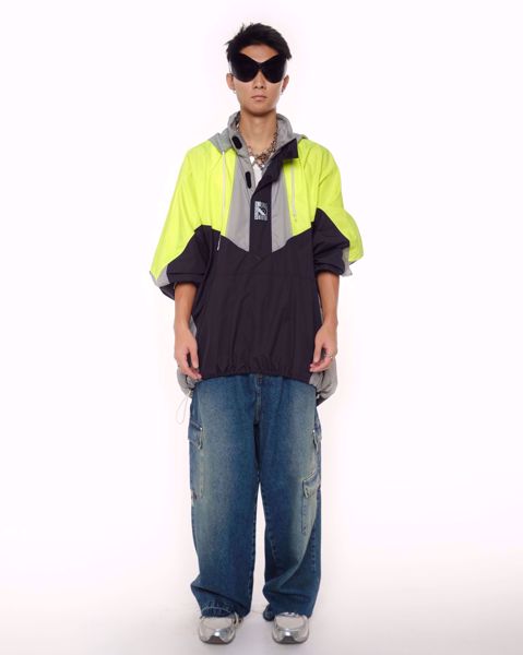 Imagem de CORTA VENTO DE NYLONF BALENCIAGA