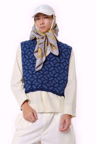 Imagem de COLETE TRICOT AZUL GRAFICO