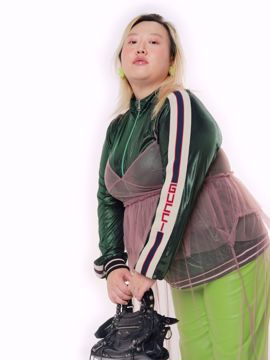 Imagem de AGASALHO DE LAMÊ VERDE GUCCI