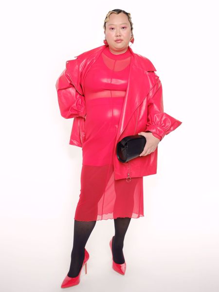 Imagem de SAIA DE VINIL VERMELHA PLUS SIZE