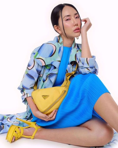 Imagem de VESTIDO MIDI AZUL ISSEY MIYAKE PLEATS PLEATS