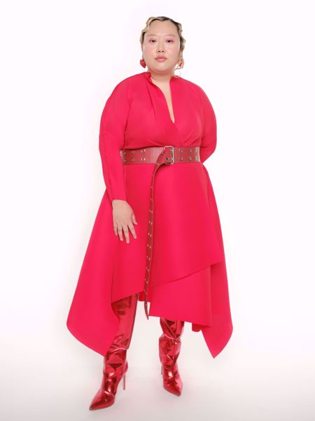 Imagem de KIMONO CASACO VERMELHO PLISSADO FERNANDA YAMAMOTO