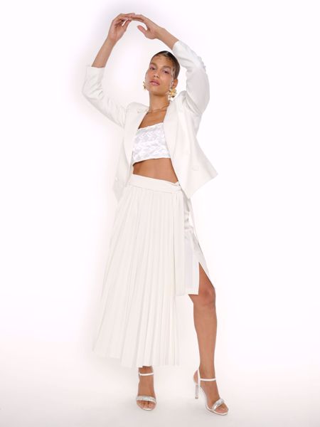 Imagem de TOP CROPPED CETIM DOBRADURAS ZARA