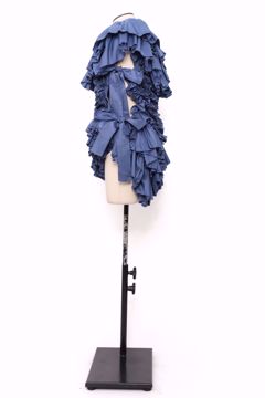 Imagem de VESTIDO AZUL ACINZENTADO BABADOS TIRAS LATERAL