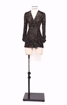 Imagem de VESTIDO PRETO PAETE ESTRELA MANGA LONGA