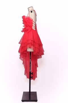 Imagem de ESTIDO PLISSADO VERMELHO DE ORGANZA CAMADAS